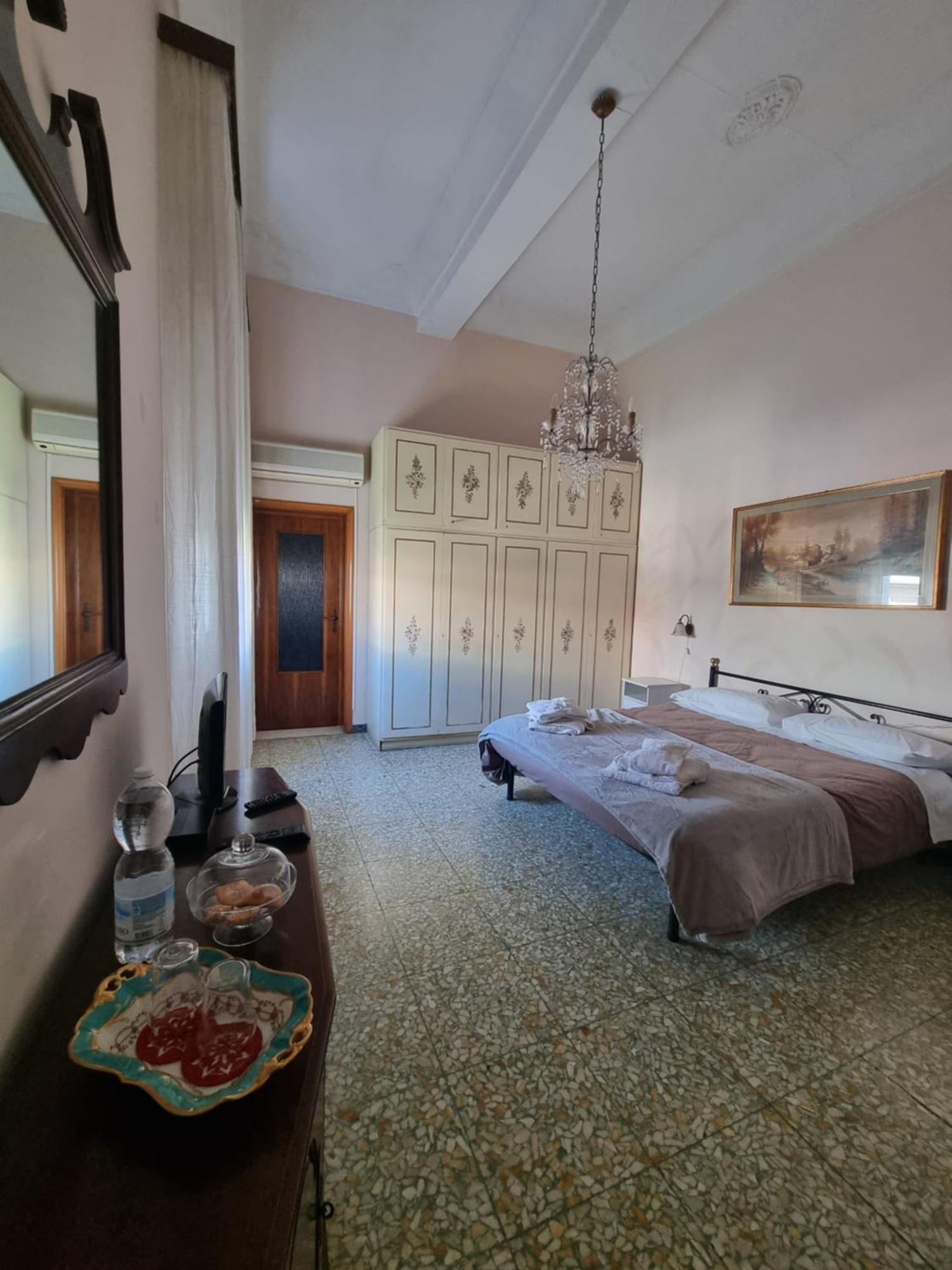 Bed and Breakfast Viaemilia Modena Exterior foto